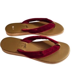 Vintage Kahili Hawaii Honolulu RED  Velvet Flip Flops Gold Trim Ladies 8 Tropic